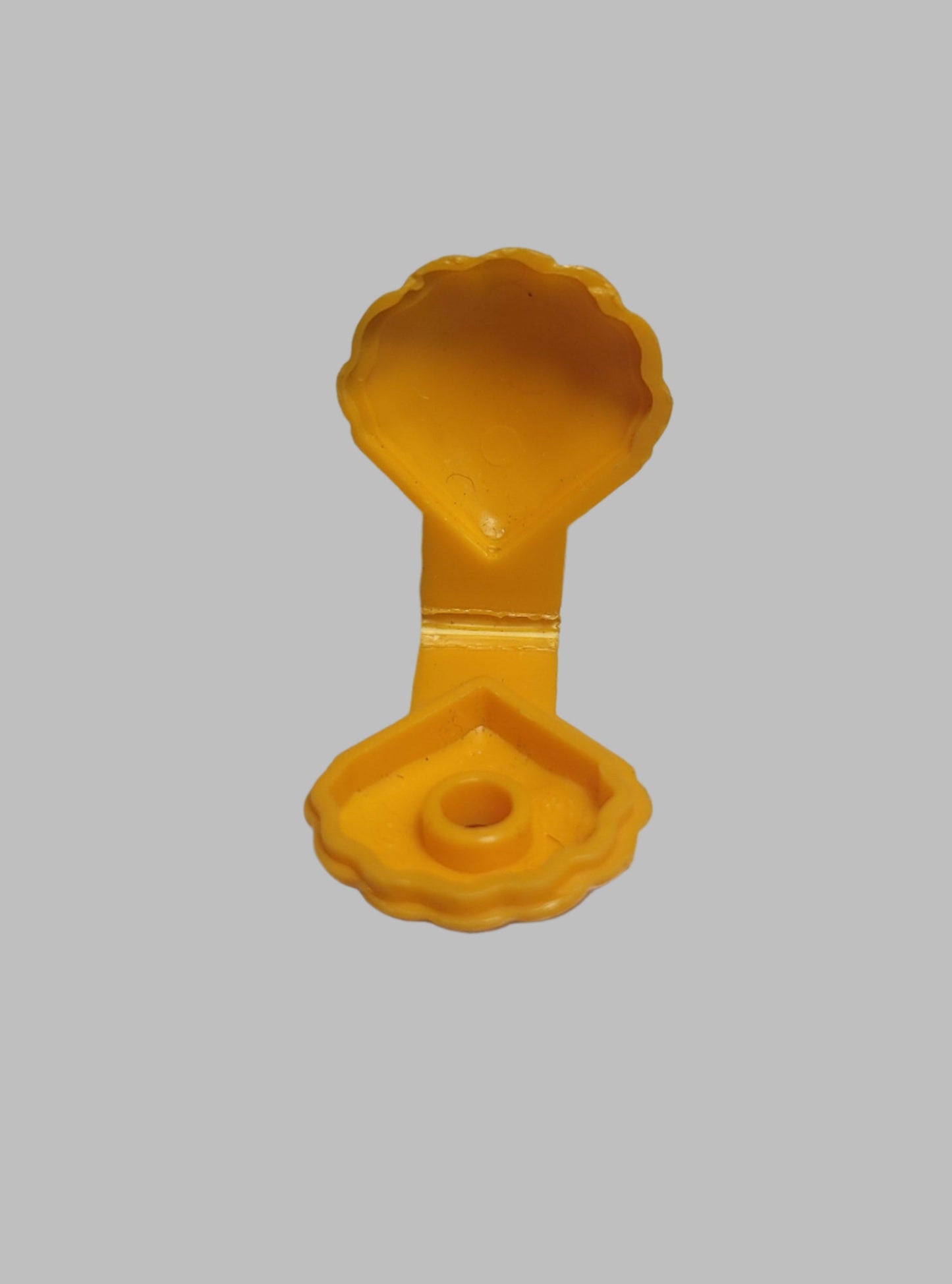 Small Clam, Continuous Edge, 30218